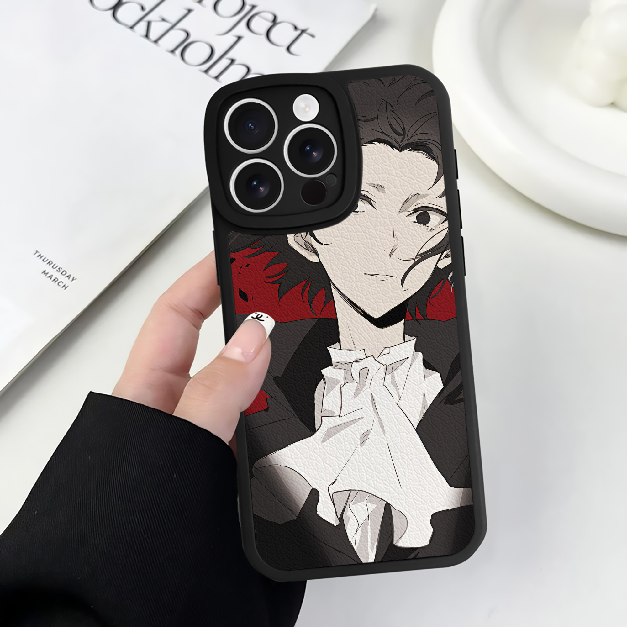 （画像用） 文豪ストレイドッグス Bungo Stray Dogs 【iPhone 16シリーズ対応】シリコンスマホケース（レザー調） 材質：シリコン